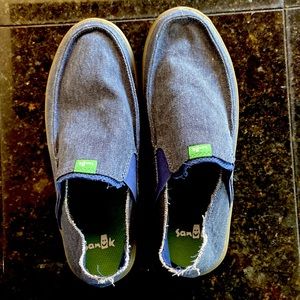 Sanuk Slip Ons